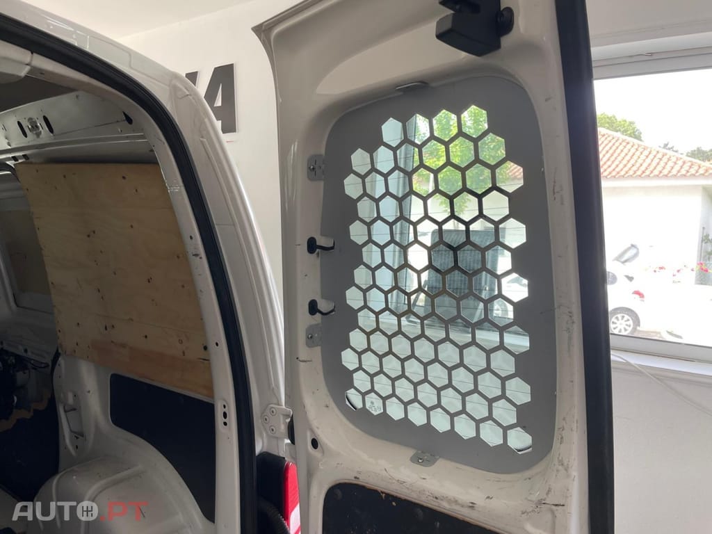 Volkswagen Caddy 1.6 TDi City