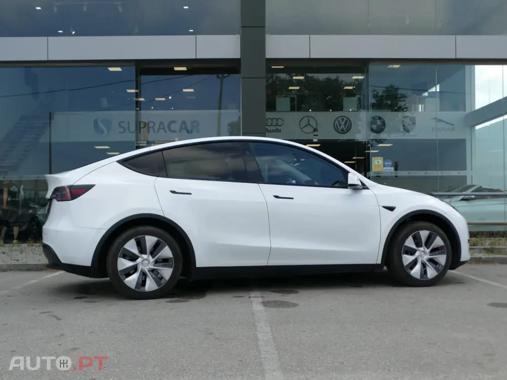 Tesla Model Y Tração Traseira