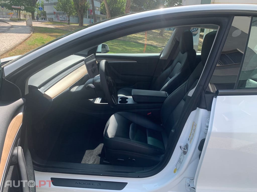 Tesla Model 3 Long Range Tração Integral