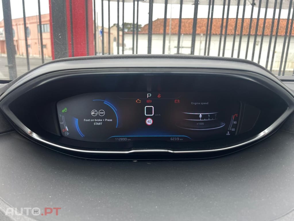 Peugeot 5008 1.5 BlueHDi Allure Pack EAT8