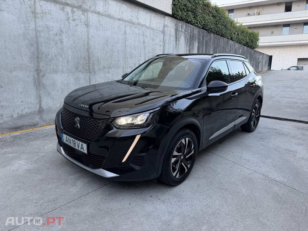 Peugeot 2008 1.5 BlueHDi Allure Pack