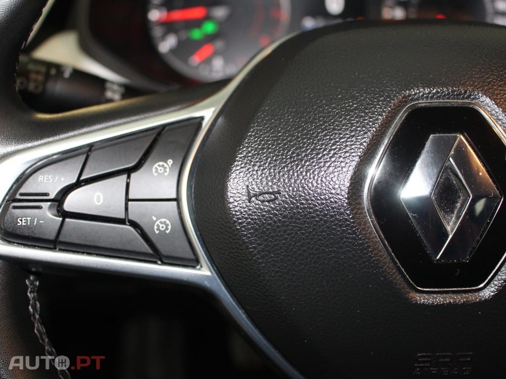 Renault Clio 1.0 TCe Limited Bi-Fuel