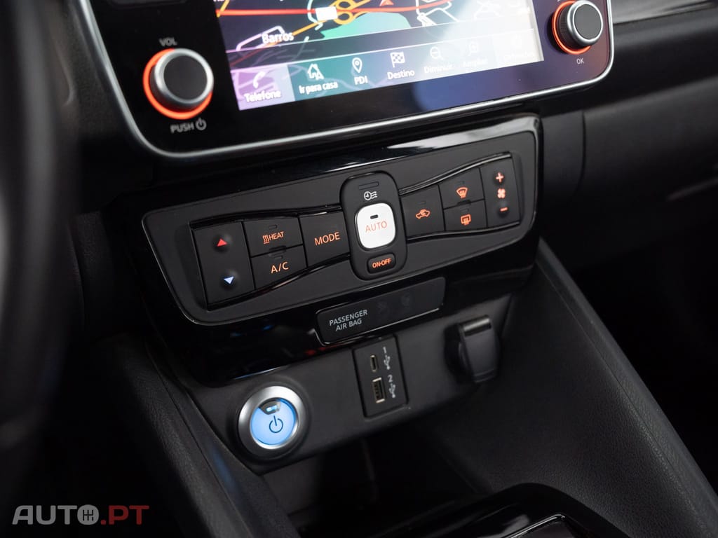 Nissan Leaf N-Connecta