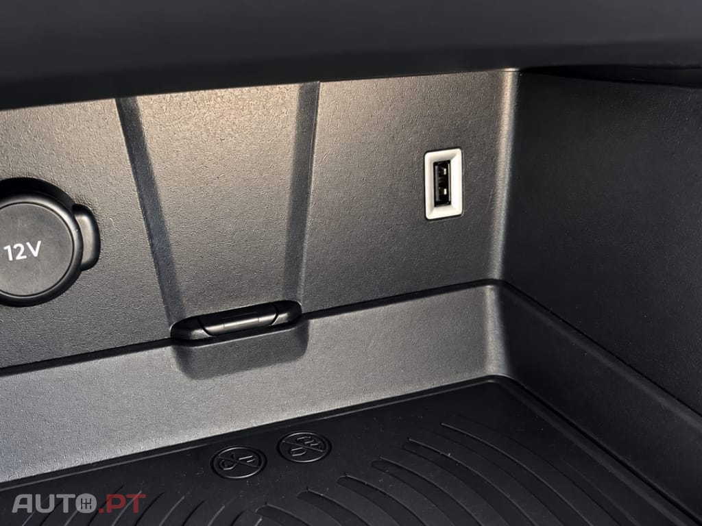 DS DS7 Crossback 2.0 BlueHDi La Première EAT8