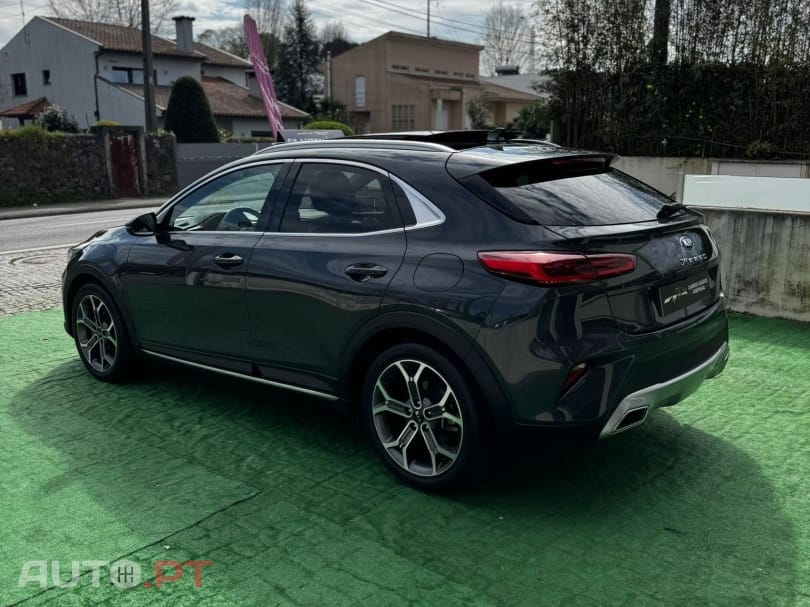 Kia Xceed 1.6 CRDi Tech+SRF 7DCT