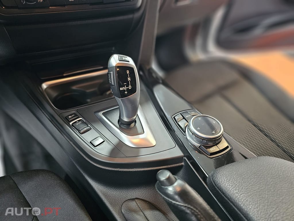 BMW 320 d Touring EfficientDynamics Advantage Auto