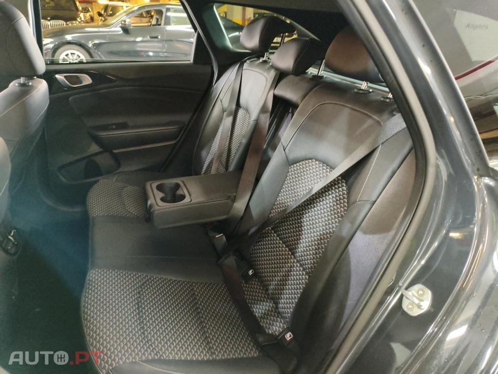 Kia Ceed 1.0 T-GDI Sport