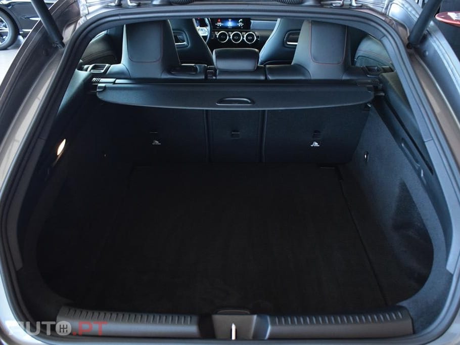 Mercedes-Benz CLA 200 d Shooting Brake AMG Line Aut.