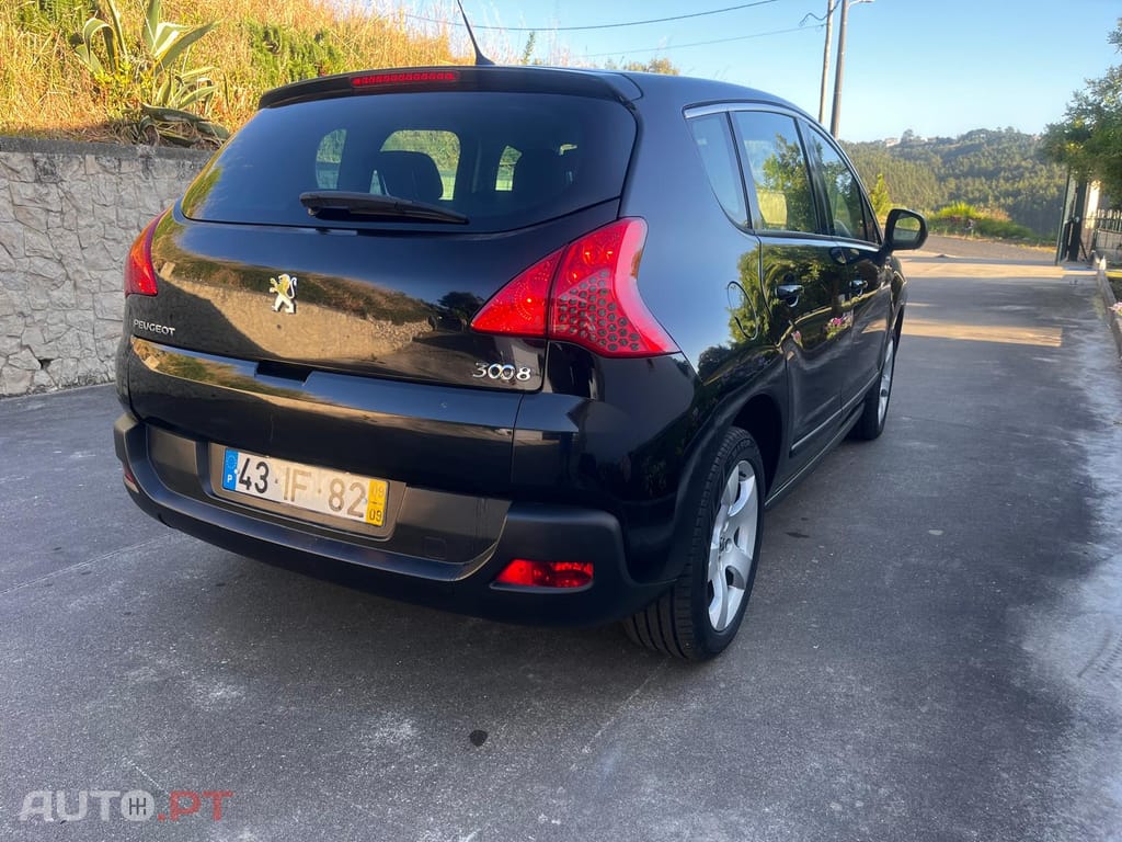 Peugeot E-3008 1.6HDI