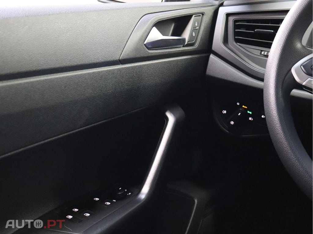 Volkswagen Polo 1.0  Confortline