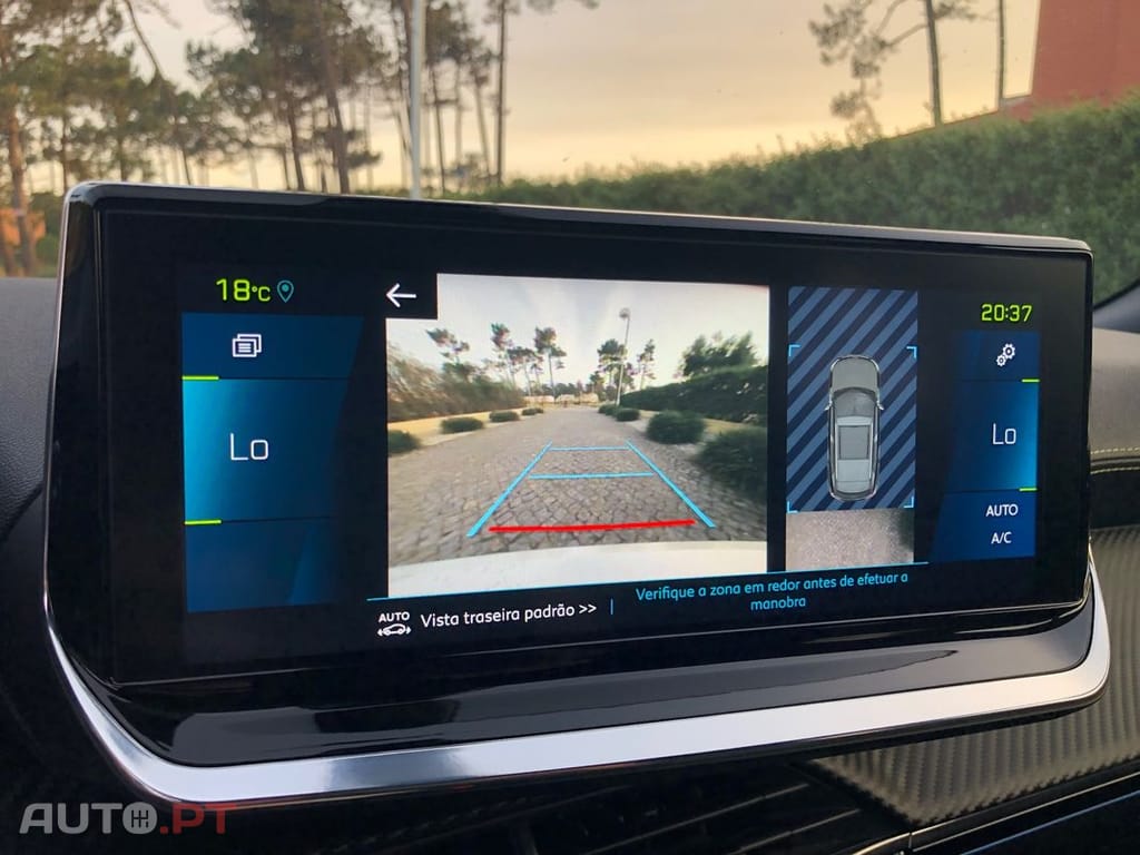 Peugeot E-2008 50 kWh GT