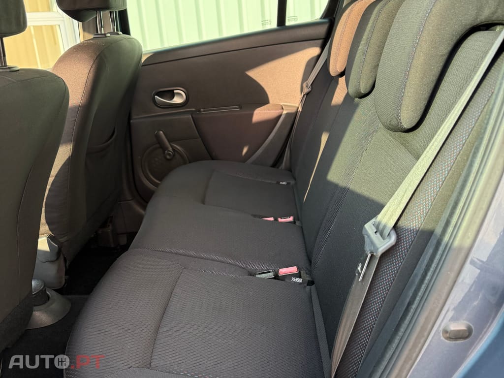 Renault Clio 1.5 dCi Dynamique Luxe QS