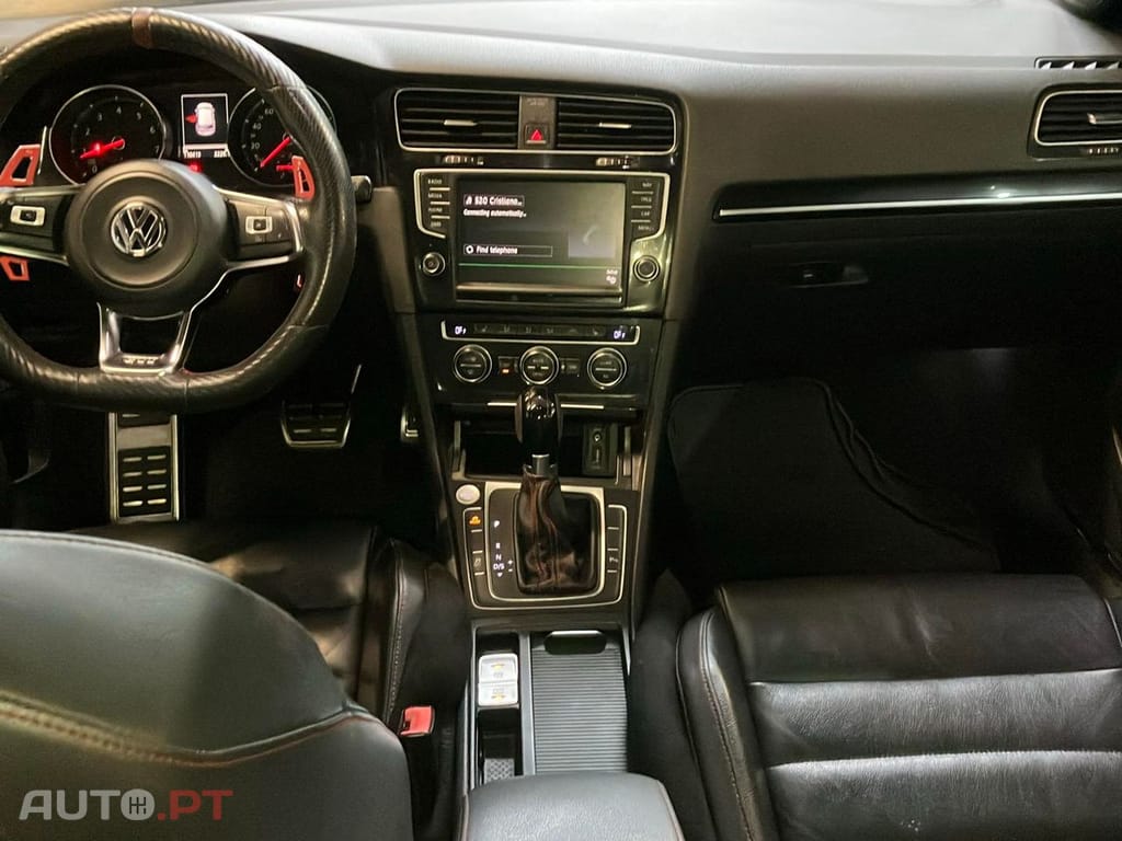 Volkswagen Golf 2.0 TSI GTI DSG Performance