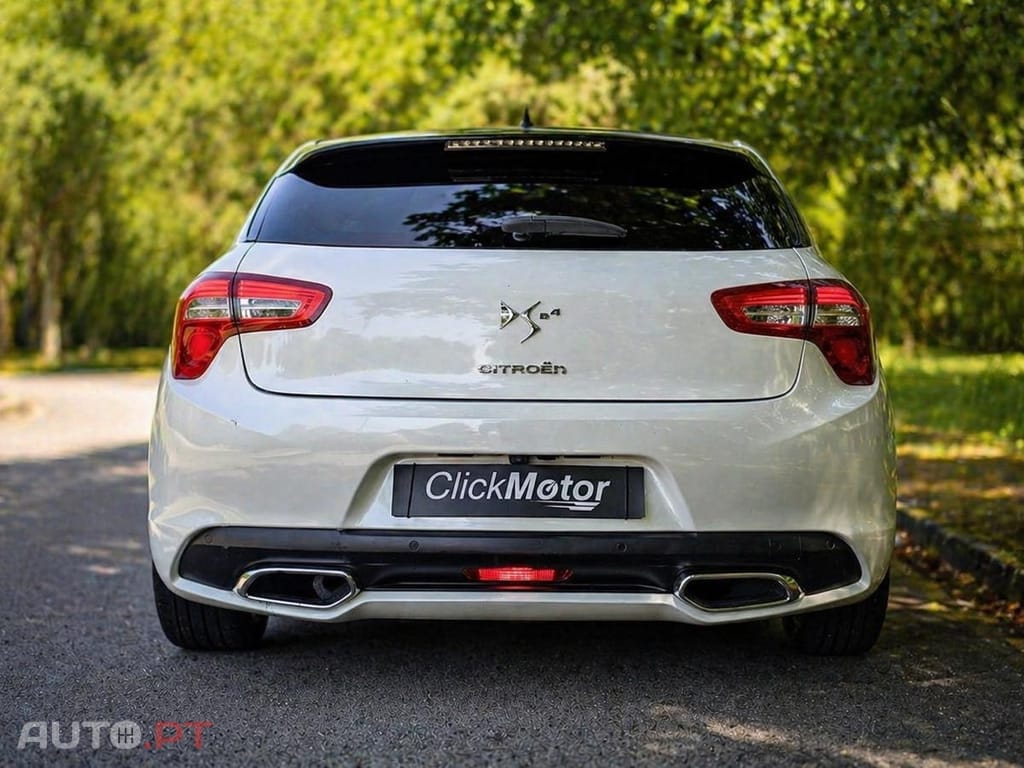 DS DS5 2.0 Hybrid4 Sport Chic