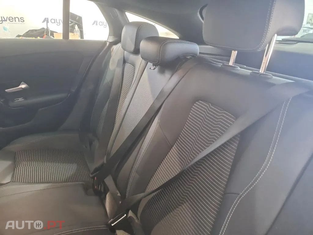 Mercedes-Benz CLA 250 e Shooting Brake Style Plus