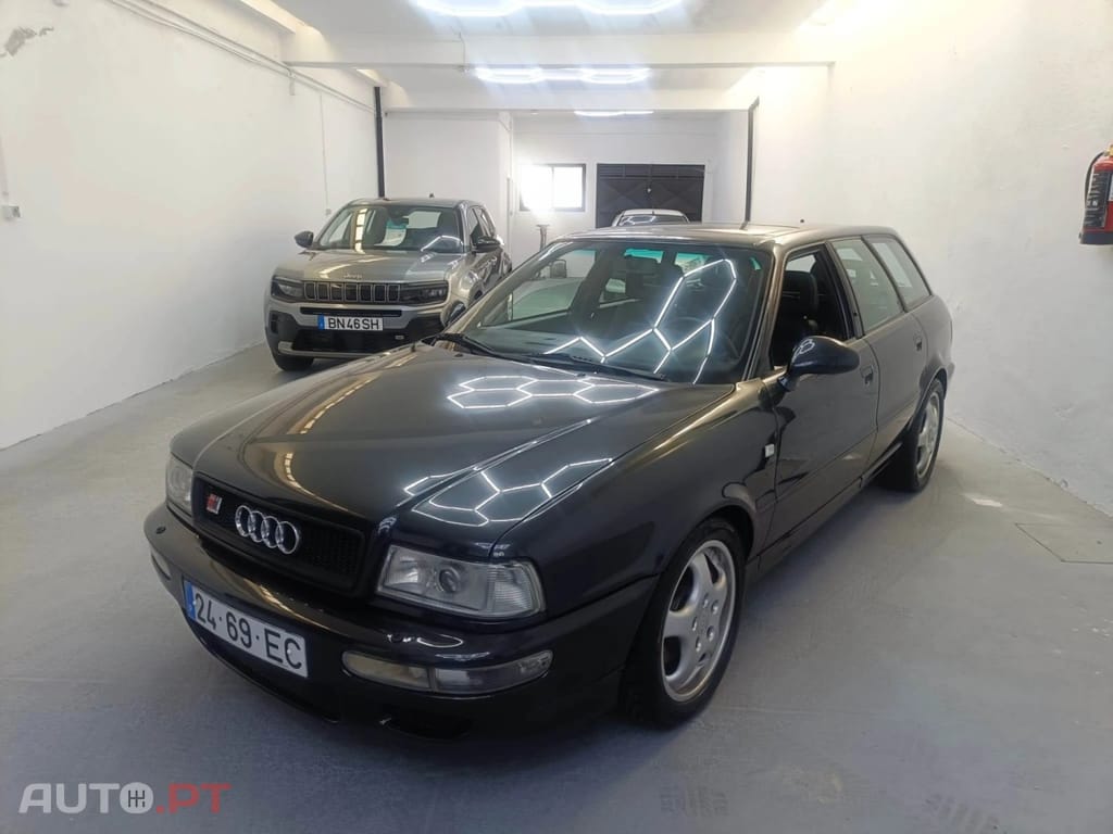 Audi RS2 quattro