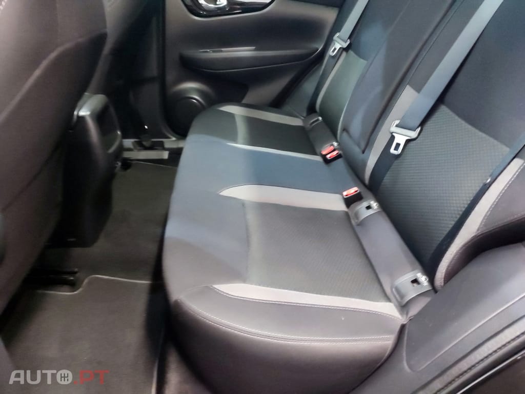 Nissan Qashqai 1.5 dCi N-Connecta Led