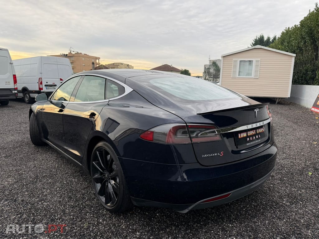 Tesla Model S 60