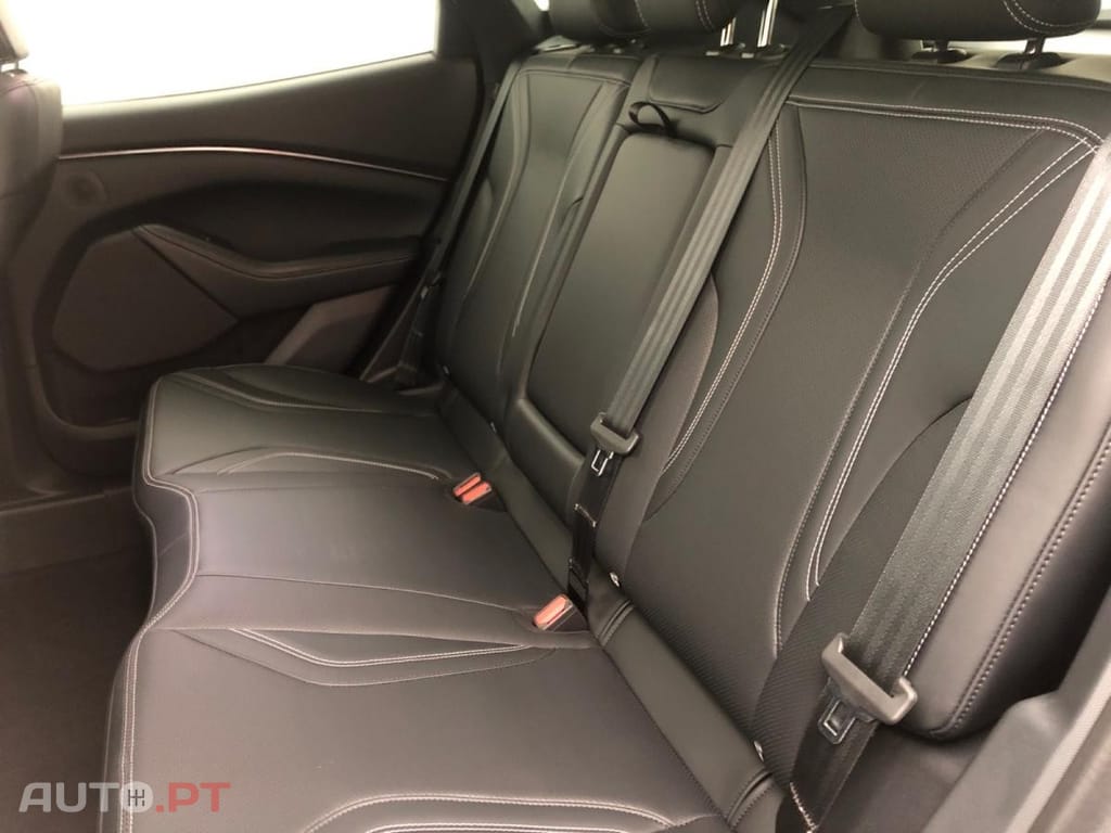 Ford Mustang Mach-E Standard Range