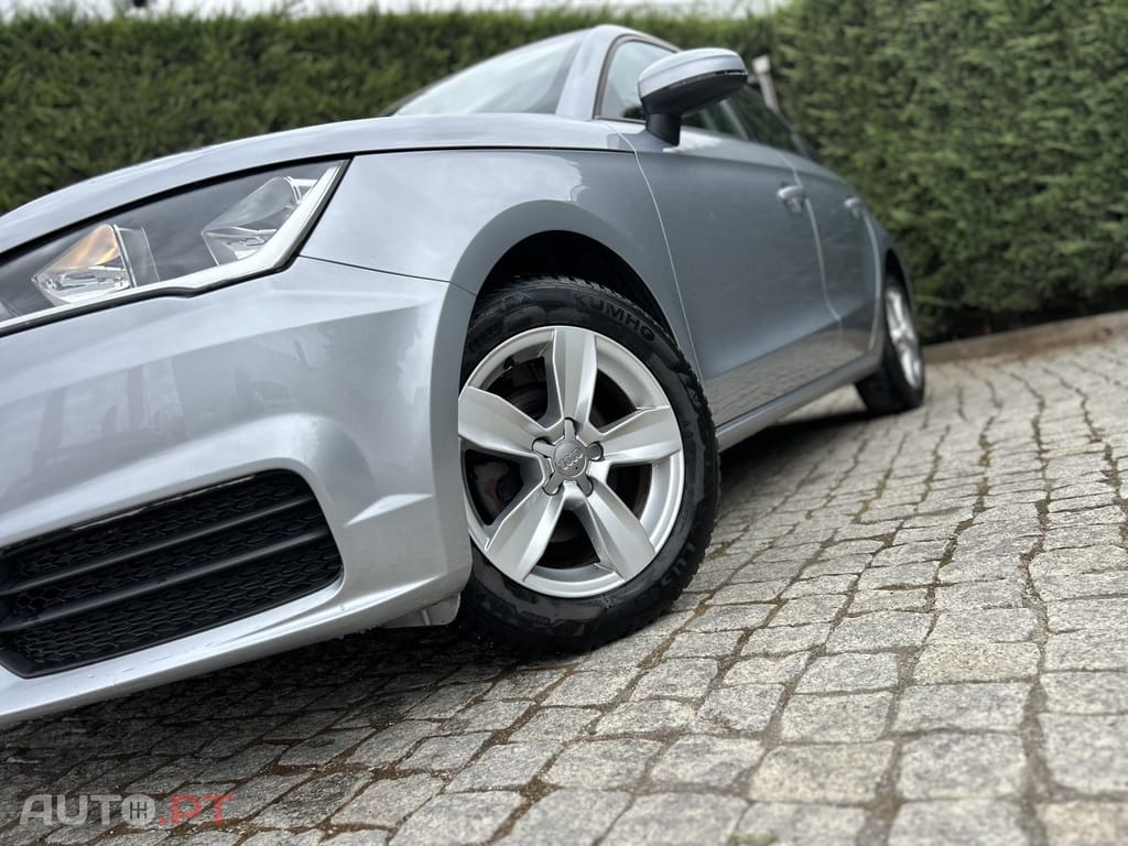 Audi A1 1.4 TDI - Navi Klima