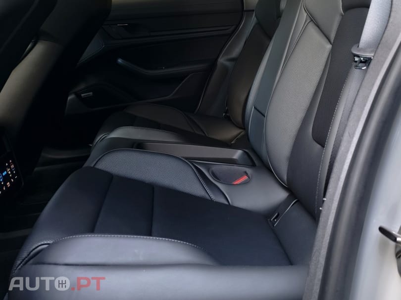 Porsche Taycan Turbo