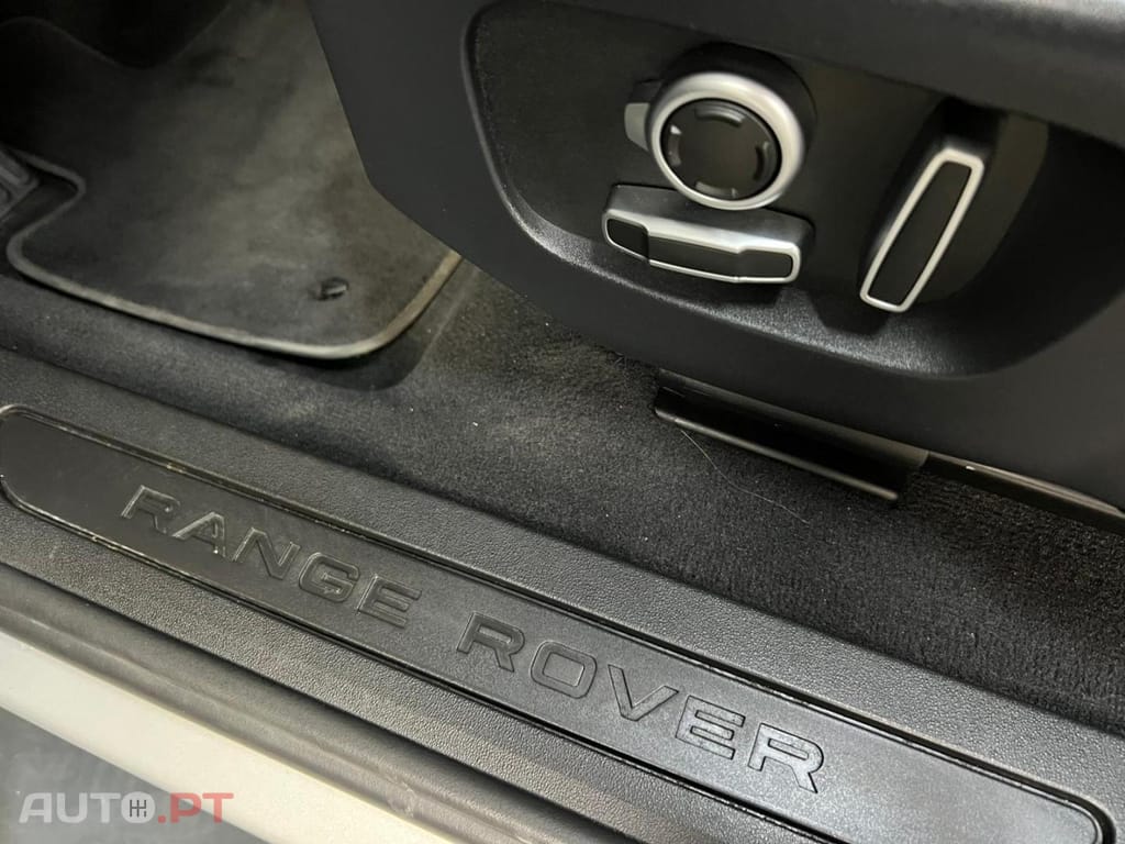 Land Rover Evoque 1.5 I3 PHEV 300 AWD Auto R-Dynamic