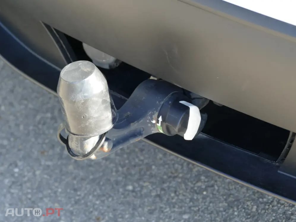 Tesla Model Y Tração Traseira