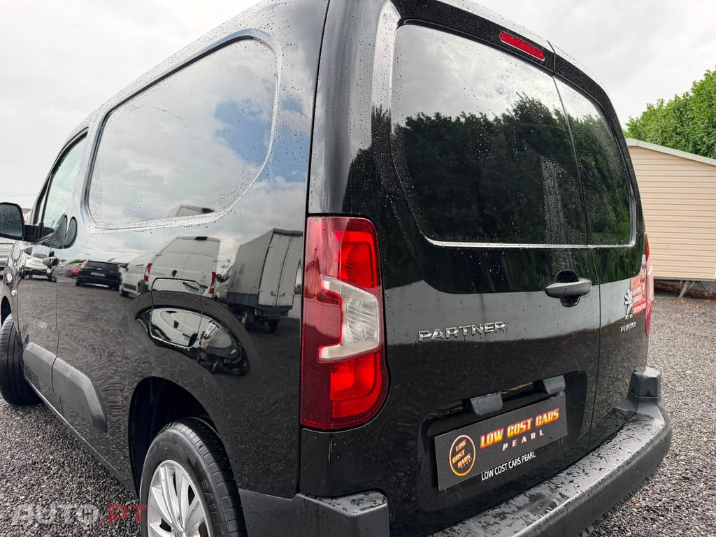 Peugeot Partner 1.5 BlueHDi Premium Standard