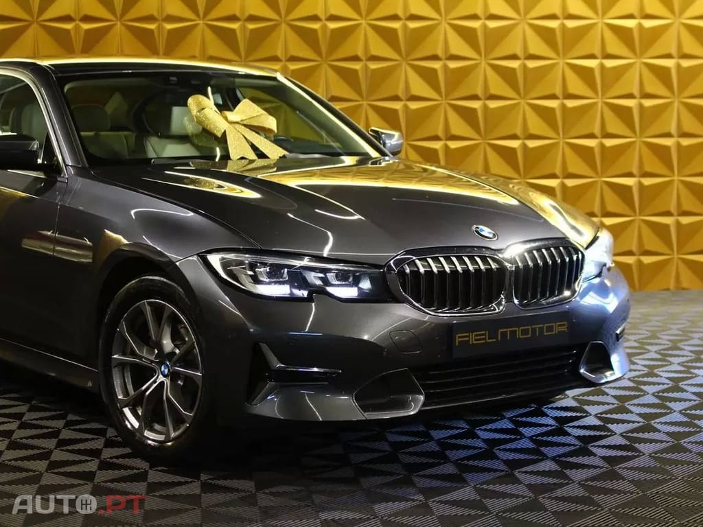 BMW 318 d Line Luxury Auto