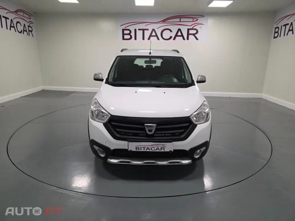 Dacia Lodgy 1.2 STEPWAY