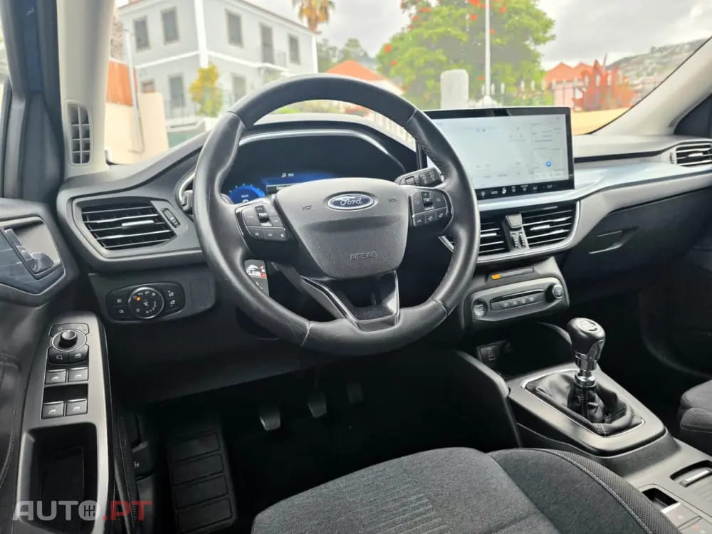 Ford Focus 1.0 EcoBoost MHEV Connected