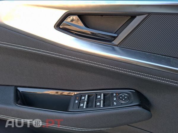 Renault Austral 1.2 E-Tech full hybrid 200 Techno