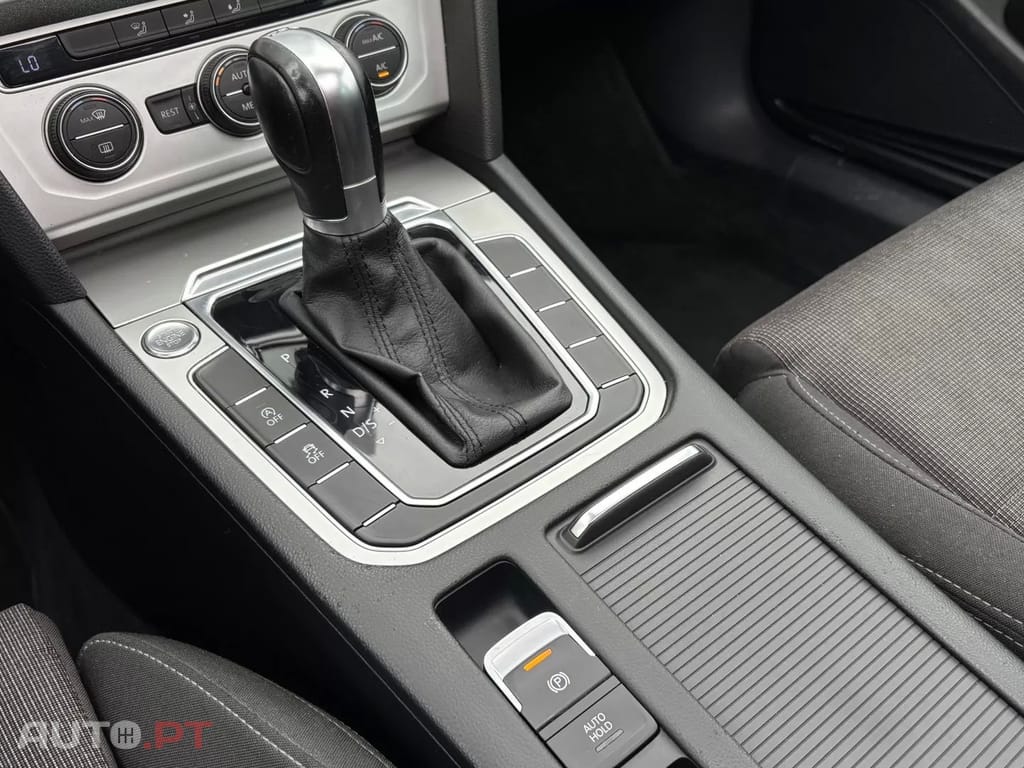 Volkswagen Passat Variant 2.0 TDi Highline DSG