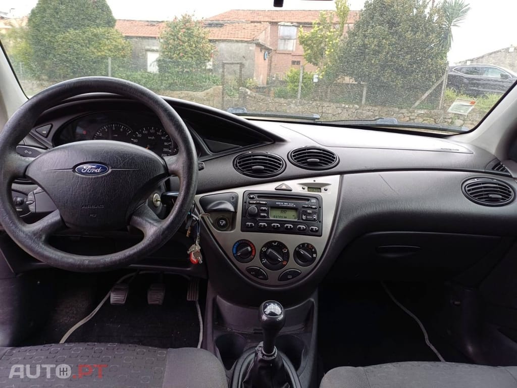 Ford Focus SW 1.4 Ambiente