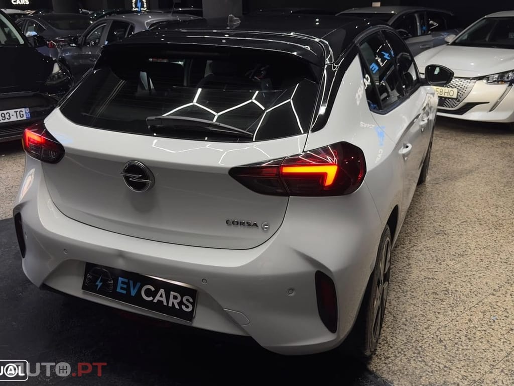 Opel Corsa-E GS Line