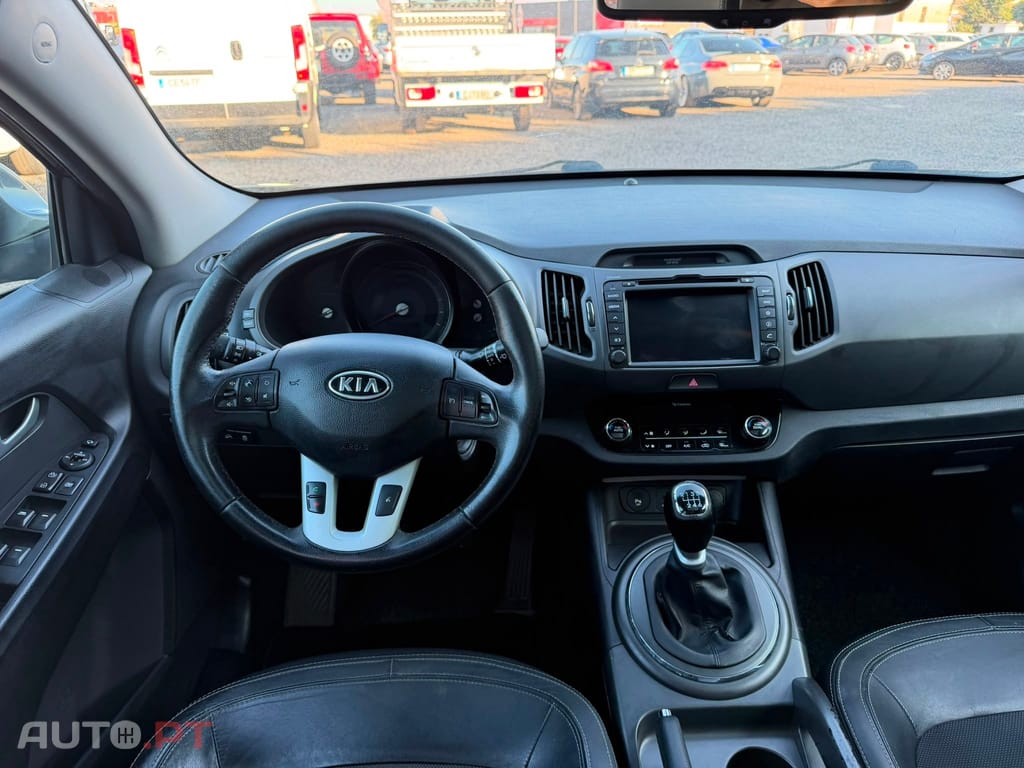 Kia Sportage 1.7 CRDi ISG LX