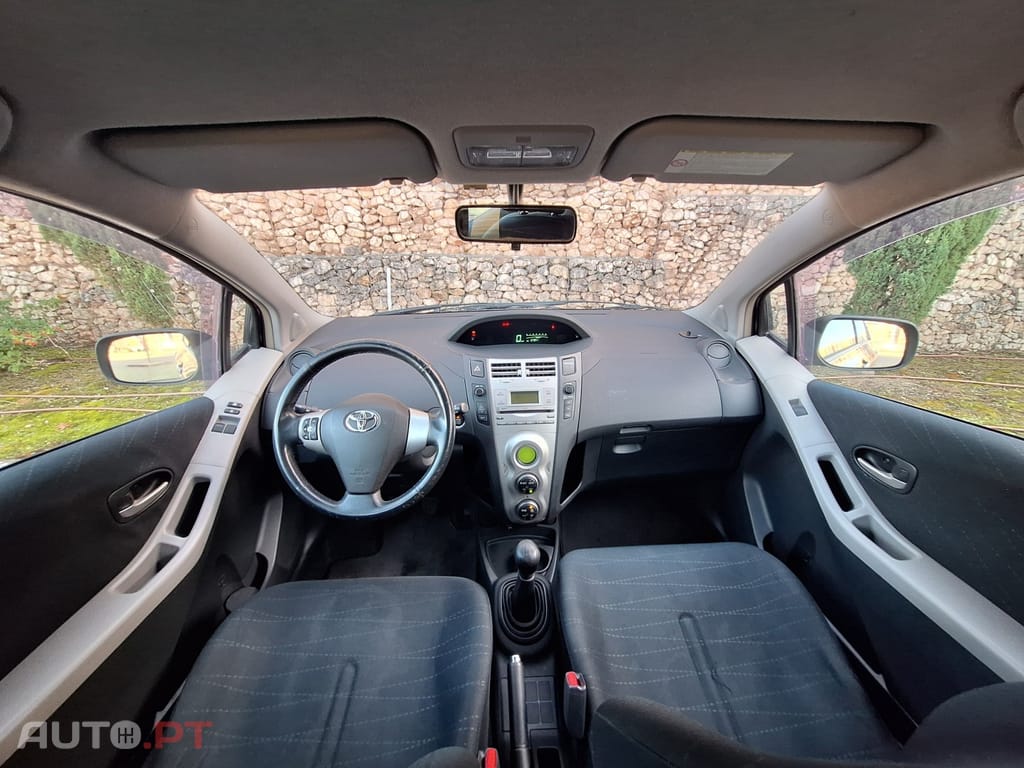 Toyota Yaris 1.0 VVT-i Sol High Pack