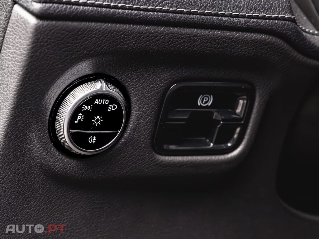 Mercedes-Benz EQE 350+ 