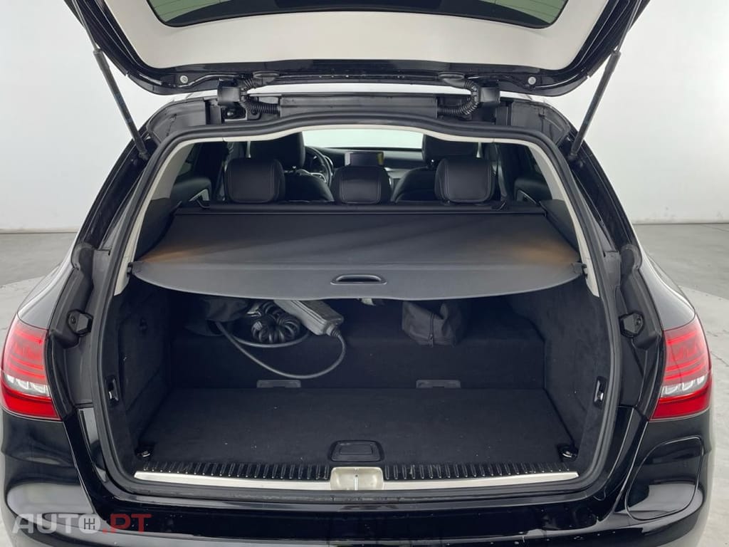 Mercedes-Benz C 300 e Avantgarde