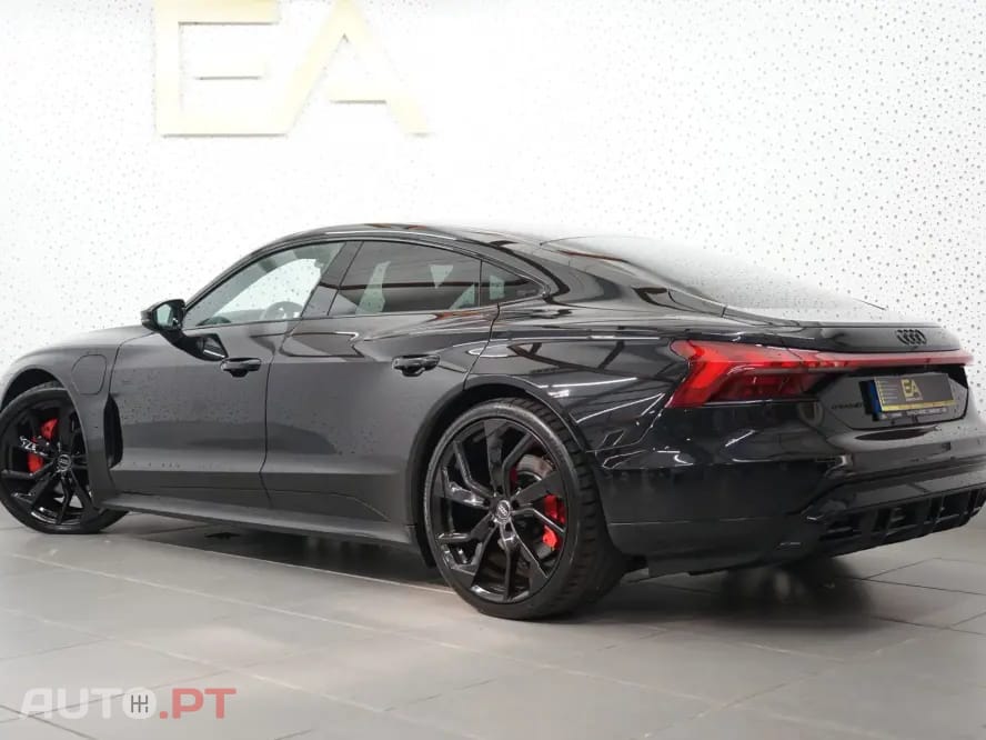 Audi E-Tron GT quattro
