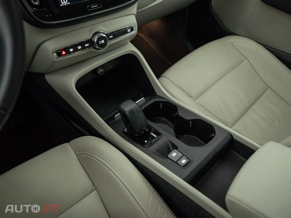 Volvo XC40 1.5 T4 PHEV Inscription Expression