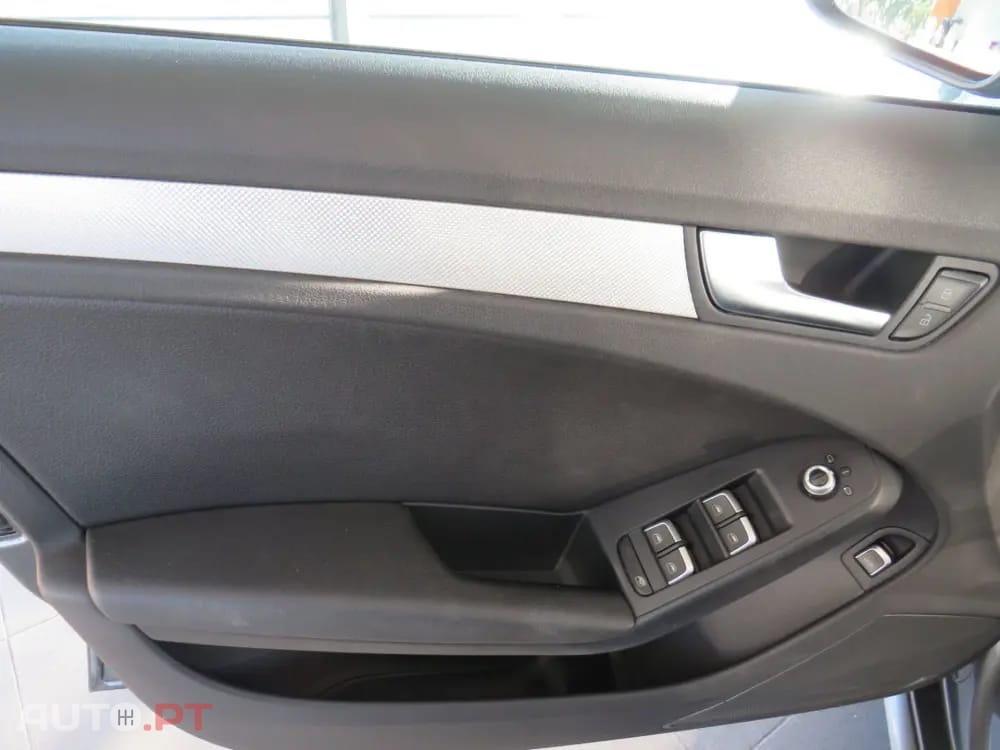 Audi A4 2.0 TDI SPORT