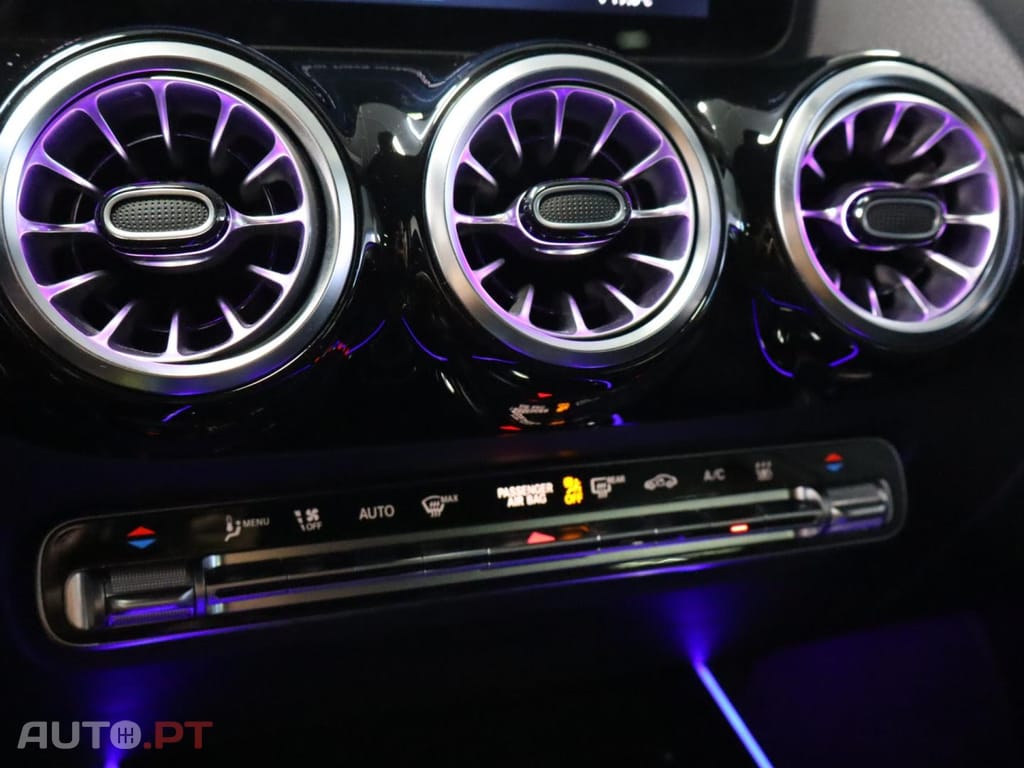 Mercedes-Benz EQA Mercedes-Benz EQA 300 4Matic AMG Line