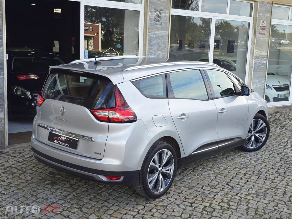 Renault Grand Scénic dCi 110 FAP EDC Dynamique