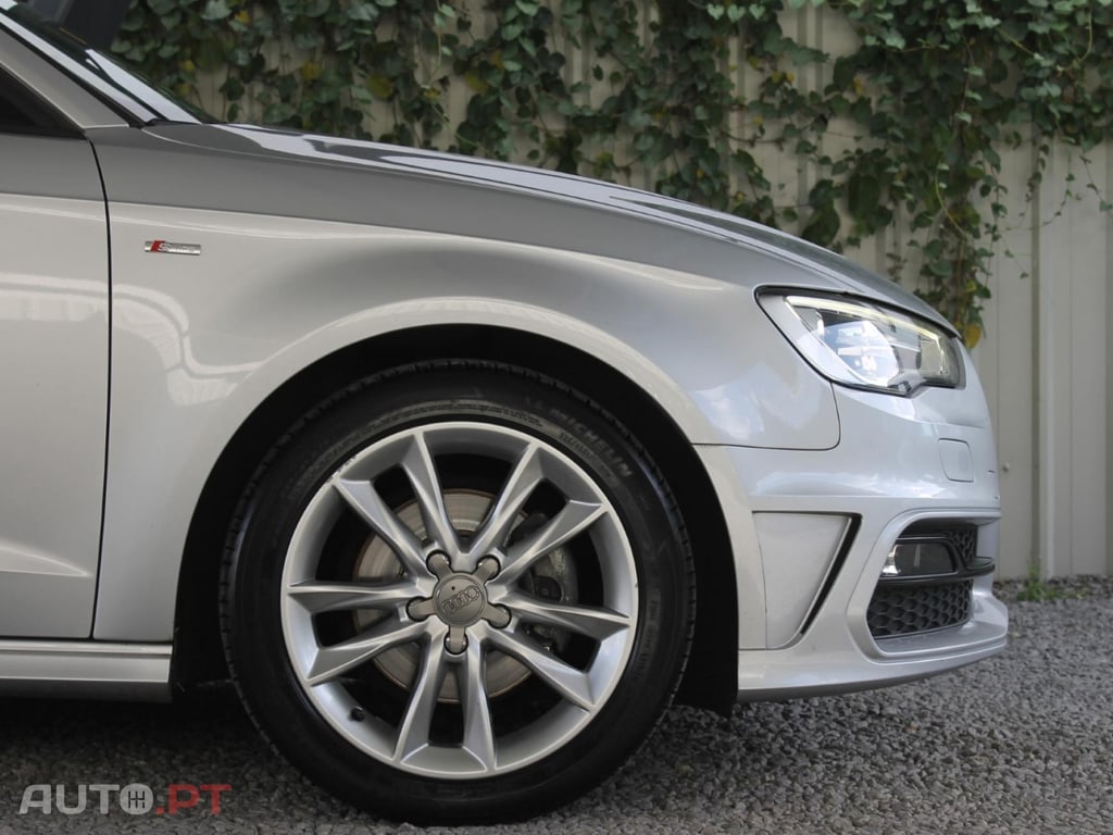 Audi A3 Sportback 1.6 TDi S-line