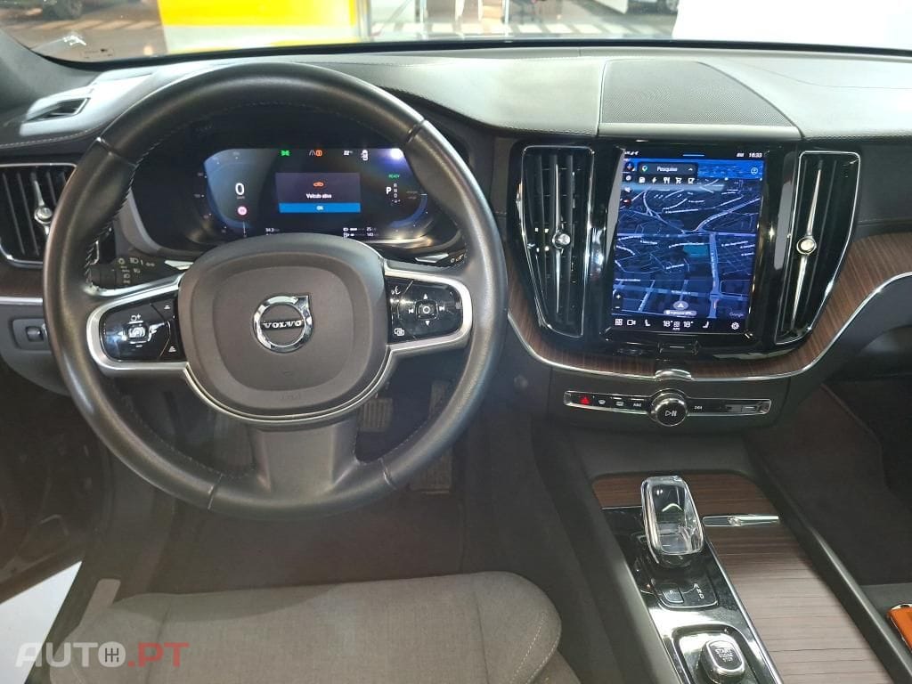 Volvo XC60 2.0 T6 PHEV Inscription Expression AWD