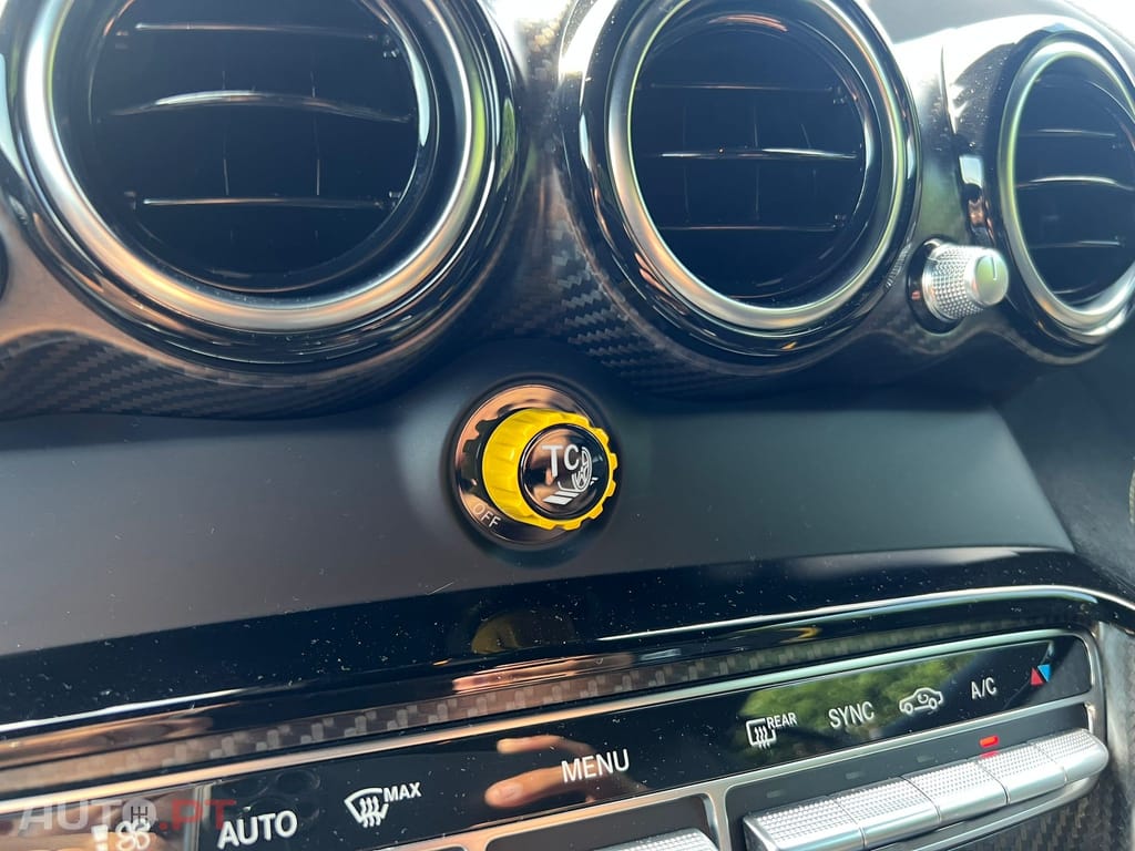 Mercedes-Benz AMG GT R