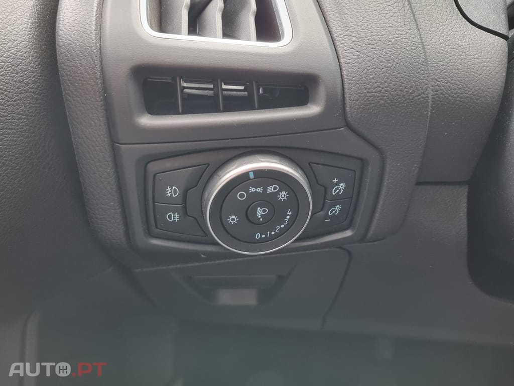 Ford Focus 1.0 EcoBoost Titanium