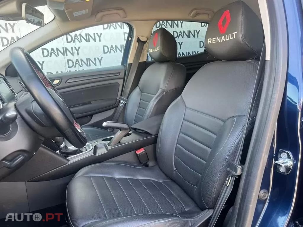 Renault Mégane BLUE dCi 115 GT LINE — fotografia 3