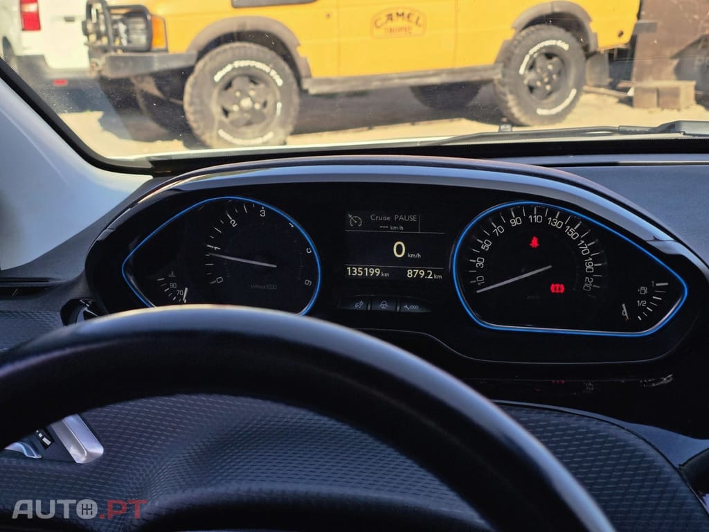 Peugeot 2008 1.6 BlueHDi Allure